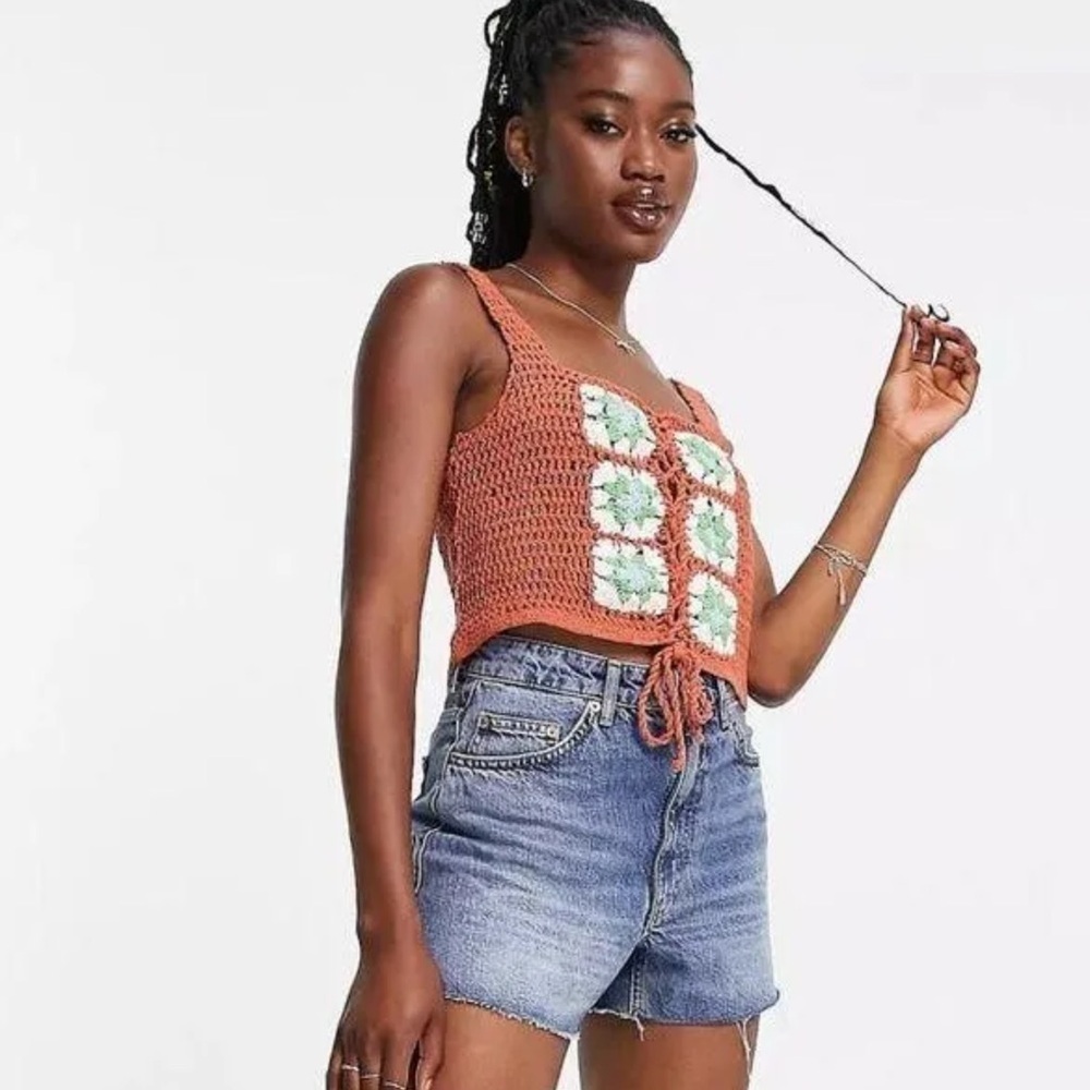 NWT ASOS Design Crochet lace up tank - Picture 2 of 11